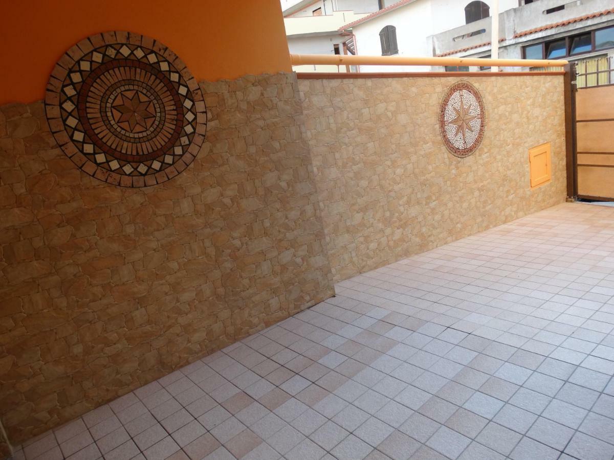 Appartamento La Collinetta กอนเนซา ภายนอก รูปภาพ